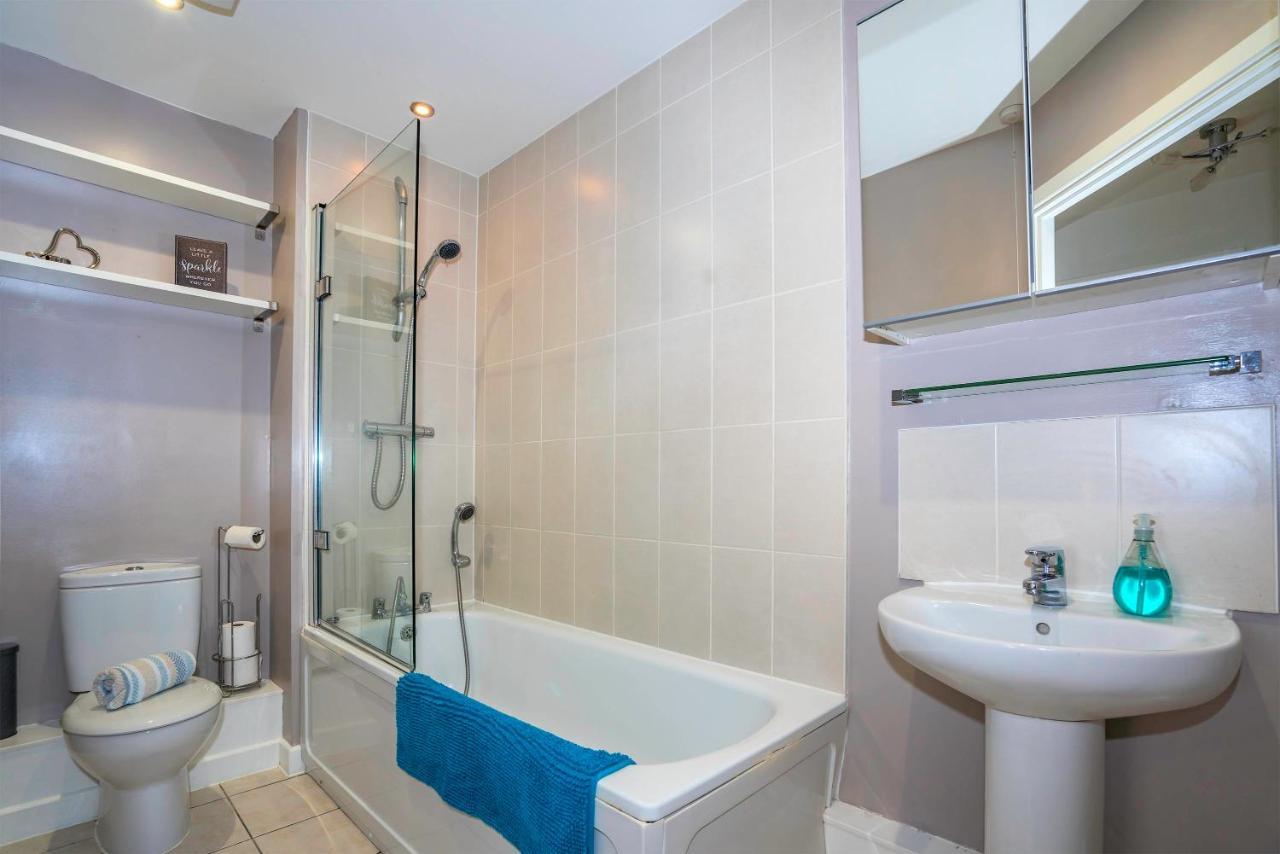 קנטרבורי The Augustine - Modern Two Bed Ground Floor Apartment With Parking מראה חיצוני תמונה